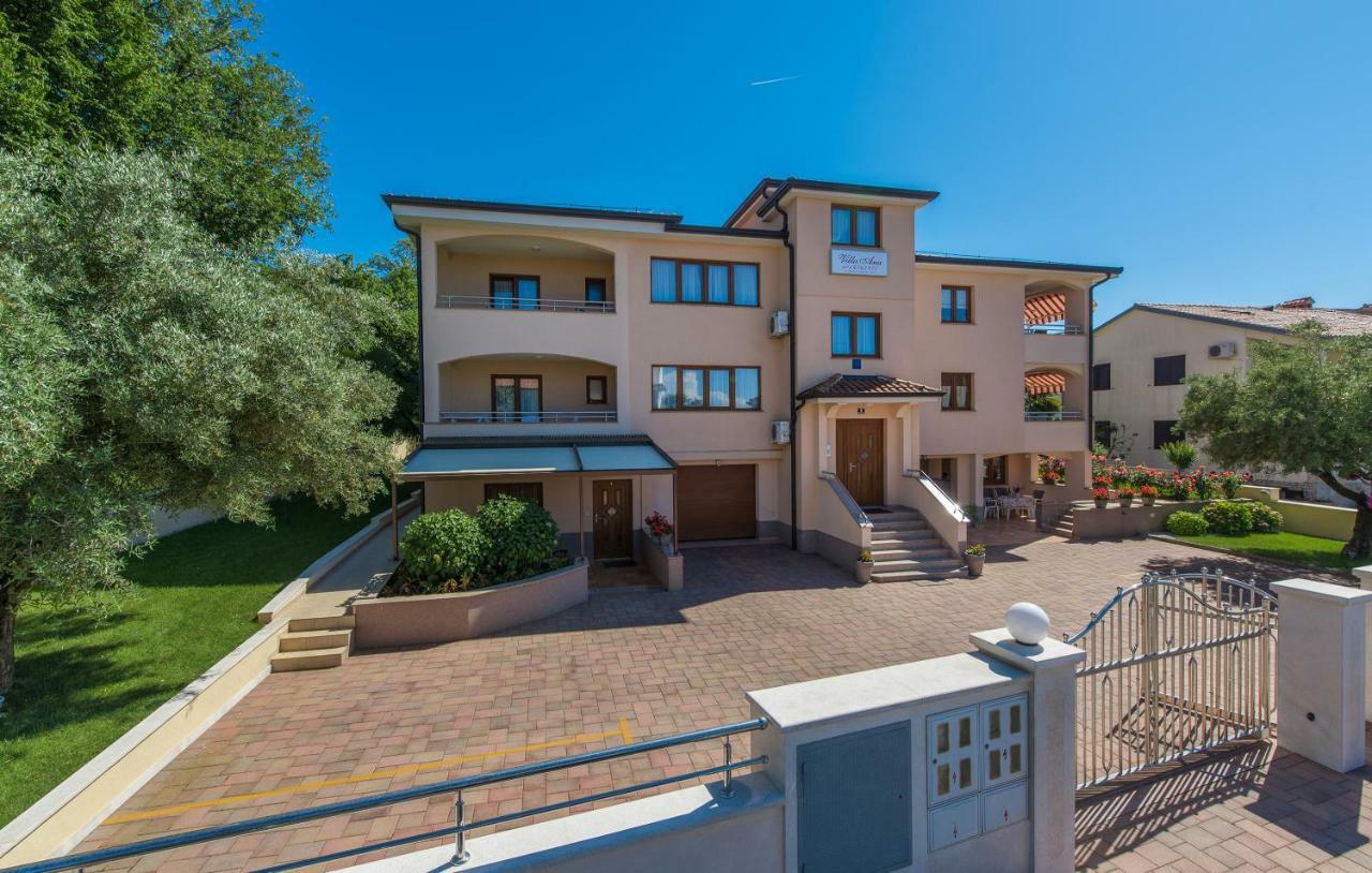 פורץ Apartments Villa Ana מראה חיצוני תמונה
